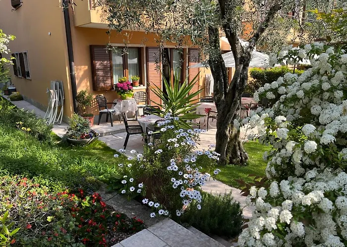 Hotel Villa Nadia